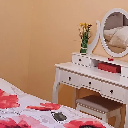 アパート Alex & Nicol