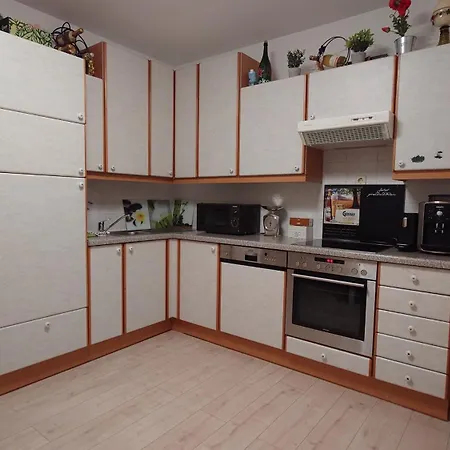 アパート Alex & Nicol *